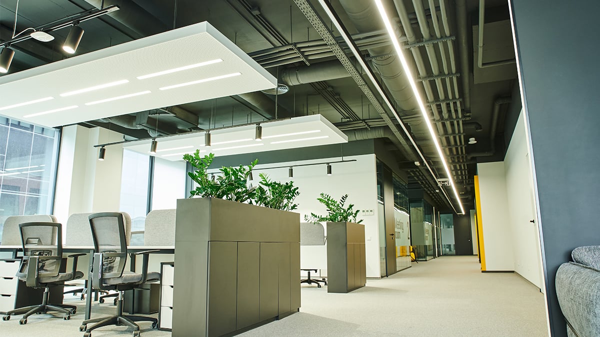 How to Block Fluorescent Lights at Work (7 Solutions)